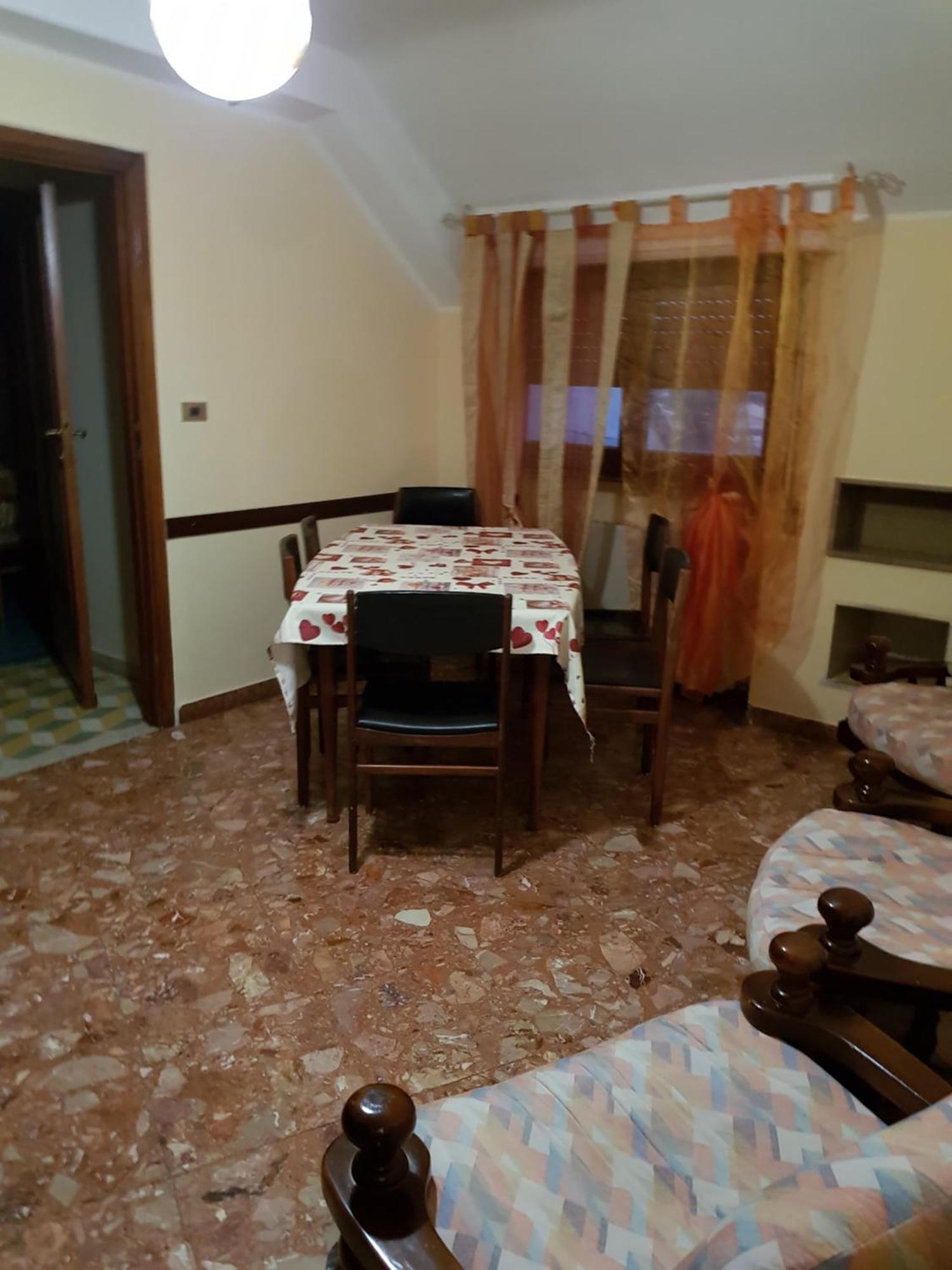 La Casa Di Loryanne Apartment Avezzano Ngoại thất bức ảnh
